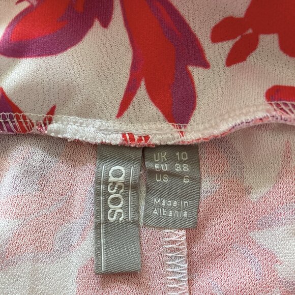 ✨SUMMER SALE✨ Magenta Floral Circle Skirt – Size 6 - Picture 4 of 4